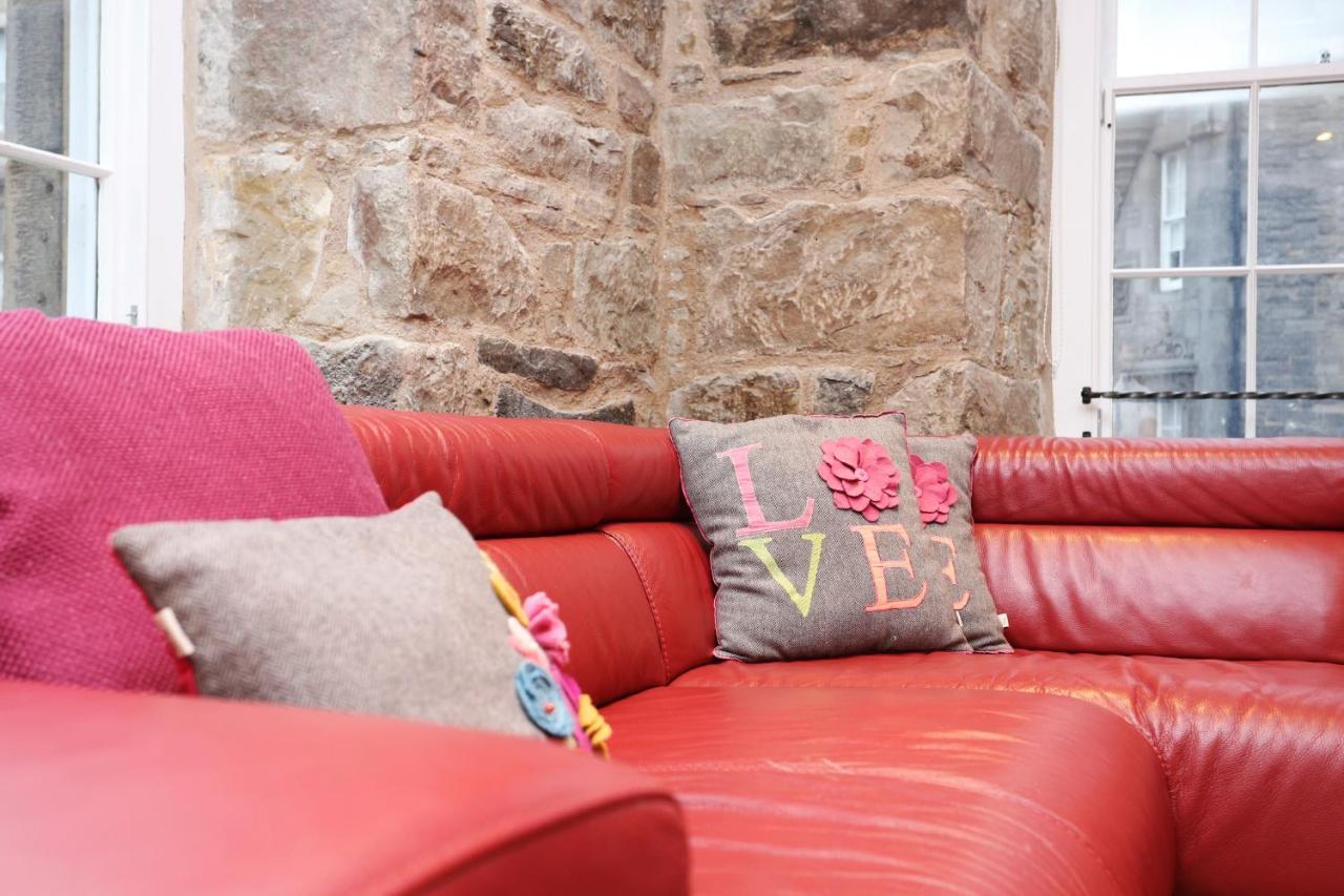 Joivy Elegant Home At The Heart Of The Royal Mile EDI Buitenkant foto
