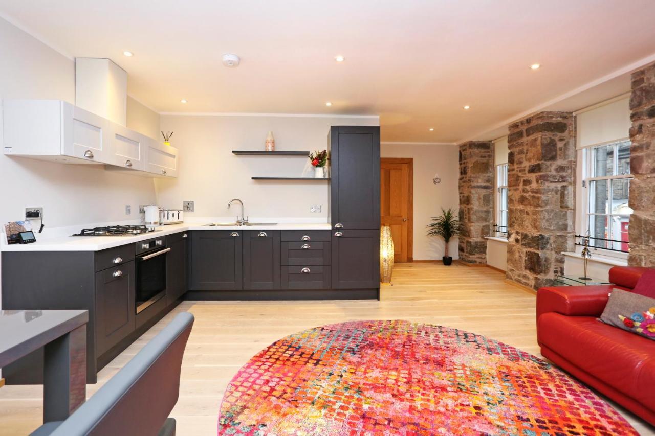 Joivy Elegant Home At The Heart Of The Royal Mile EDI Buitenkant foto