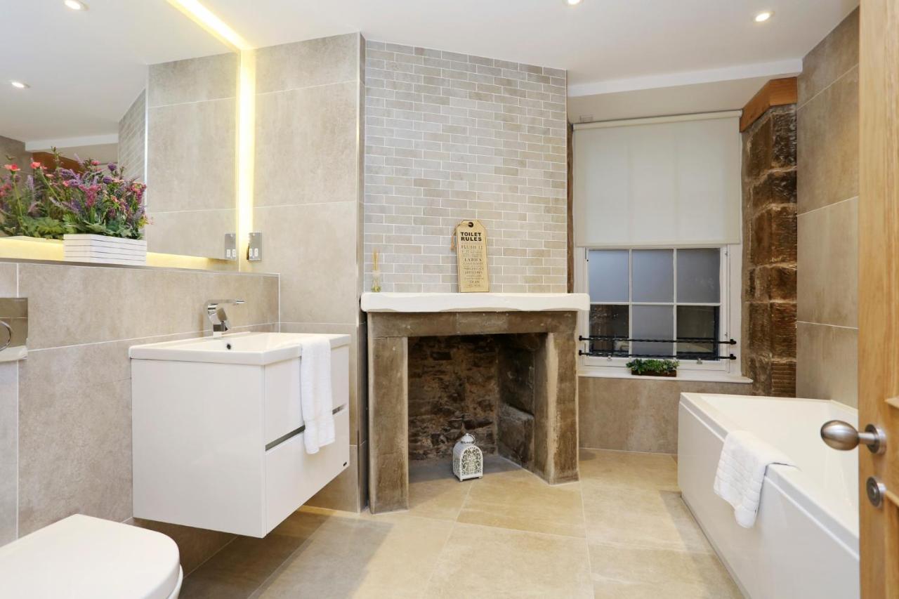 Joivy Elegant Home At The Heart Of The Royal Mile EDI Buitenkant foto